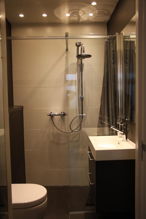 B&B Keizers Canal Amsterdam Room photo
